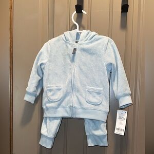 Baby boys 3 peice outfit from Carter’s NWT